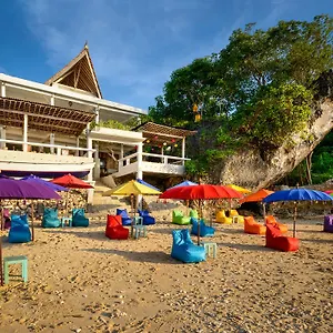 Guest house The Point Beach-front Balangan, Jimbaran (Bali)